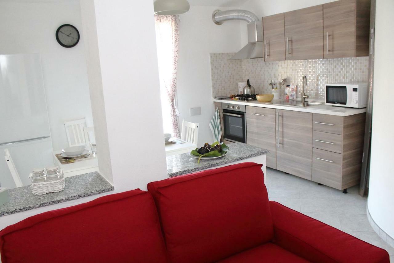Vila Casa Laura Imperia Exteriér fotografie